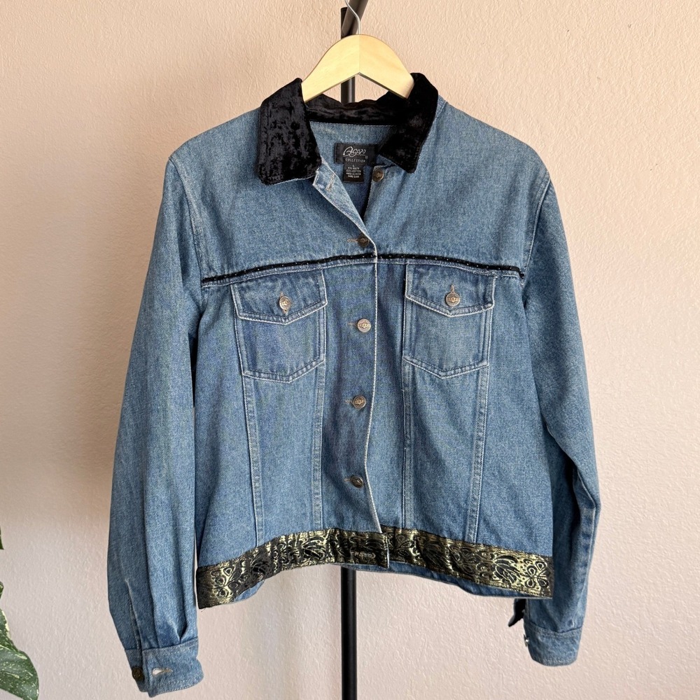 Vintage‎ 90s Western Denim Jacket Women's L Gold Ribbon Velvet Trim